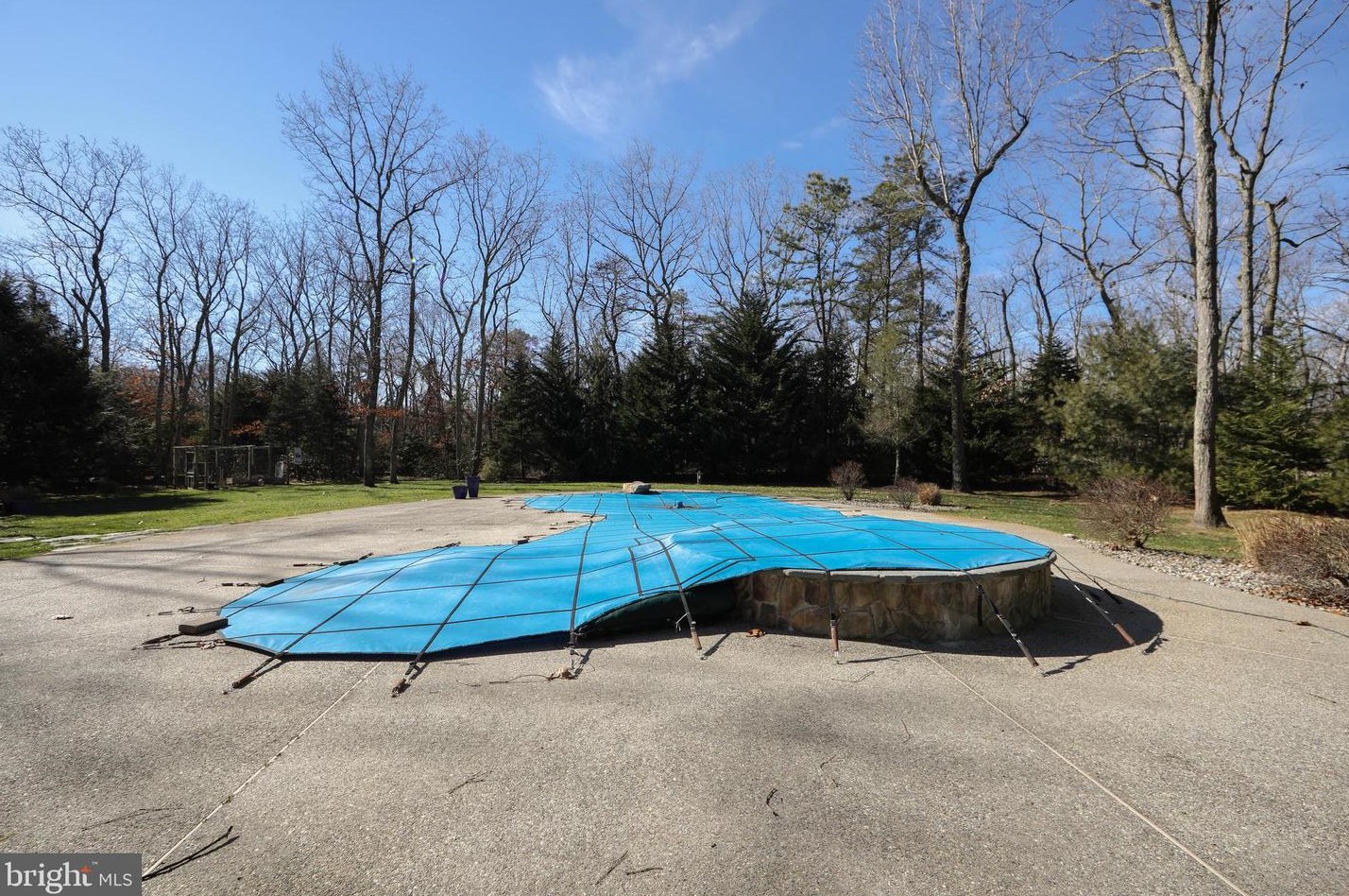 5 Pepperbush Ct, Medford NJ  08055-3818 exterior