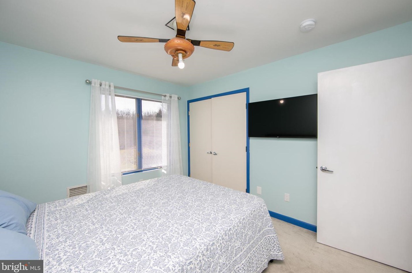 36 Hockey Dr, Columbus NJ  08022-9501 exterior