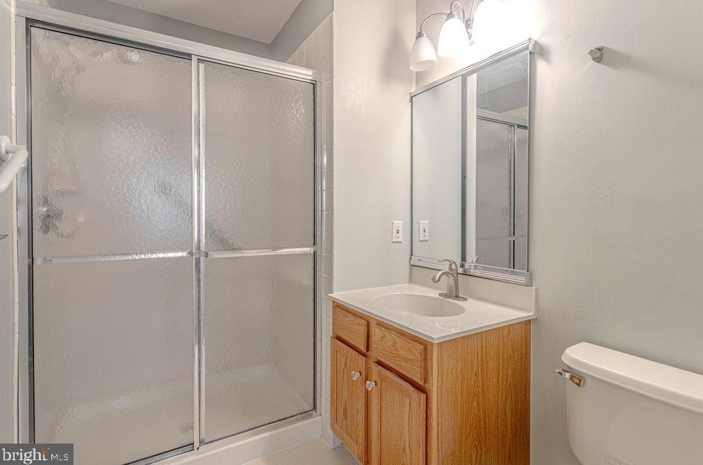 1608 Staghorn Dr, Mount Laurel NJ 08054-6953 exterior