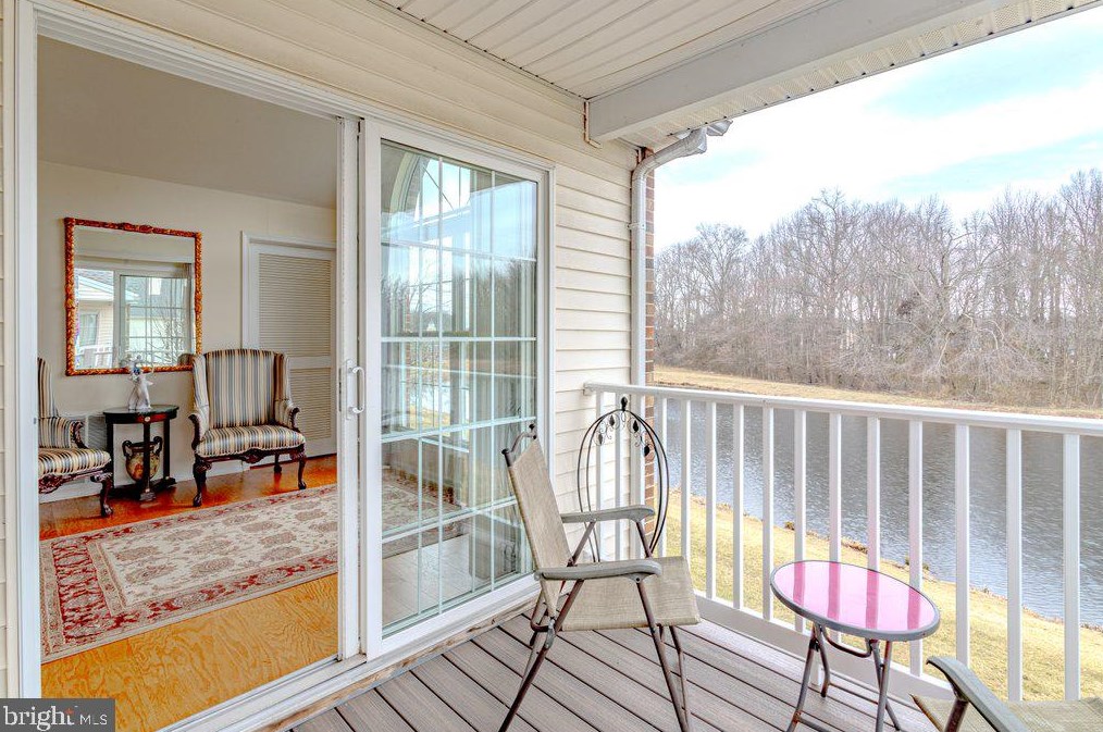 1608 Staghorn Dr, Mount Laurel NJ 08054-6953 exterior