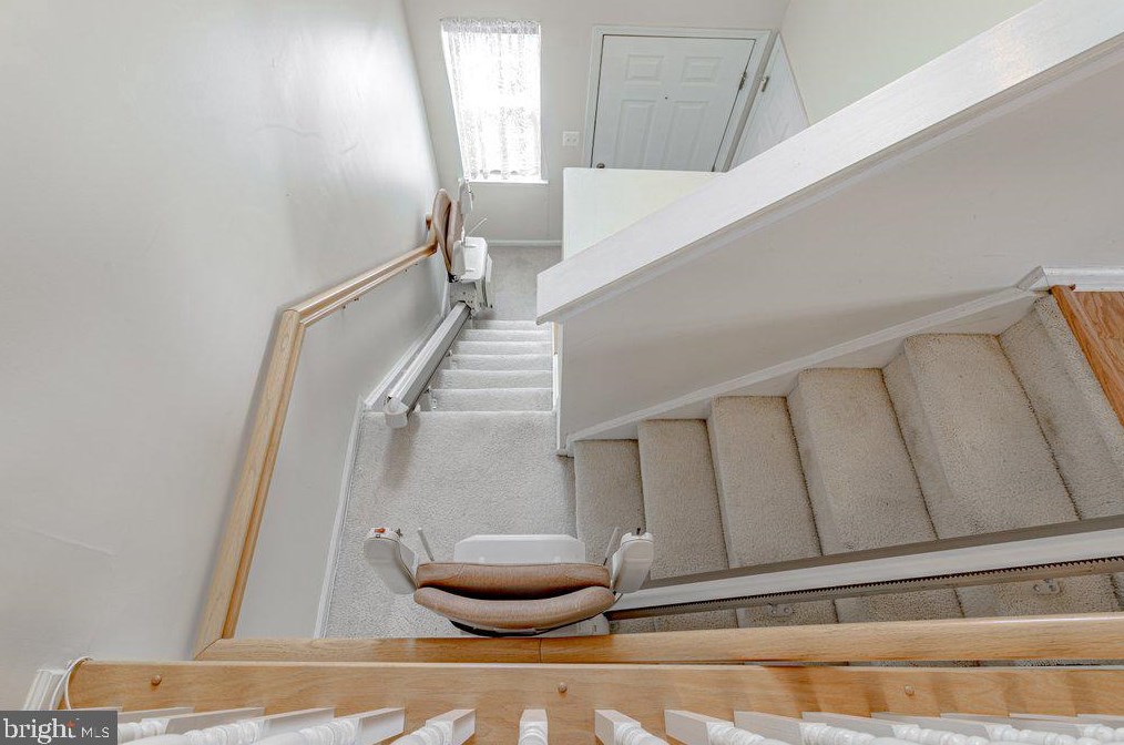 1608 Staghorn Dr, Mount Laurel NJ 08054-6953 exterior