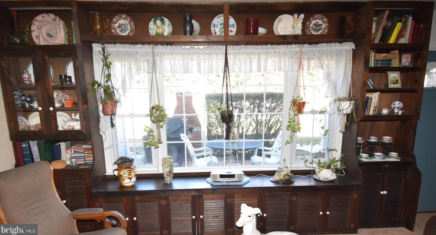 11 Stirrup Ln, Willingboro NJ  08046-1420 exterior