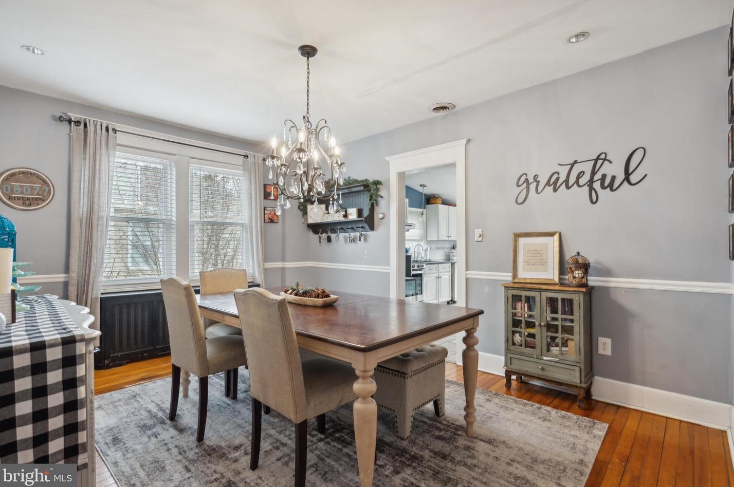 606 Linden Ave, Riverton NJ  08077-1451 exterior