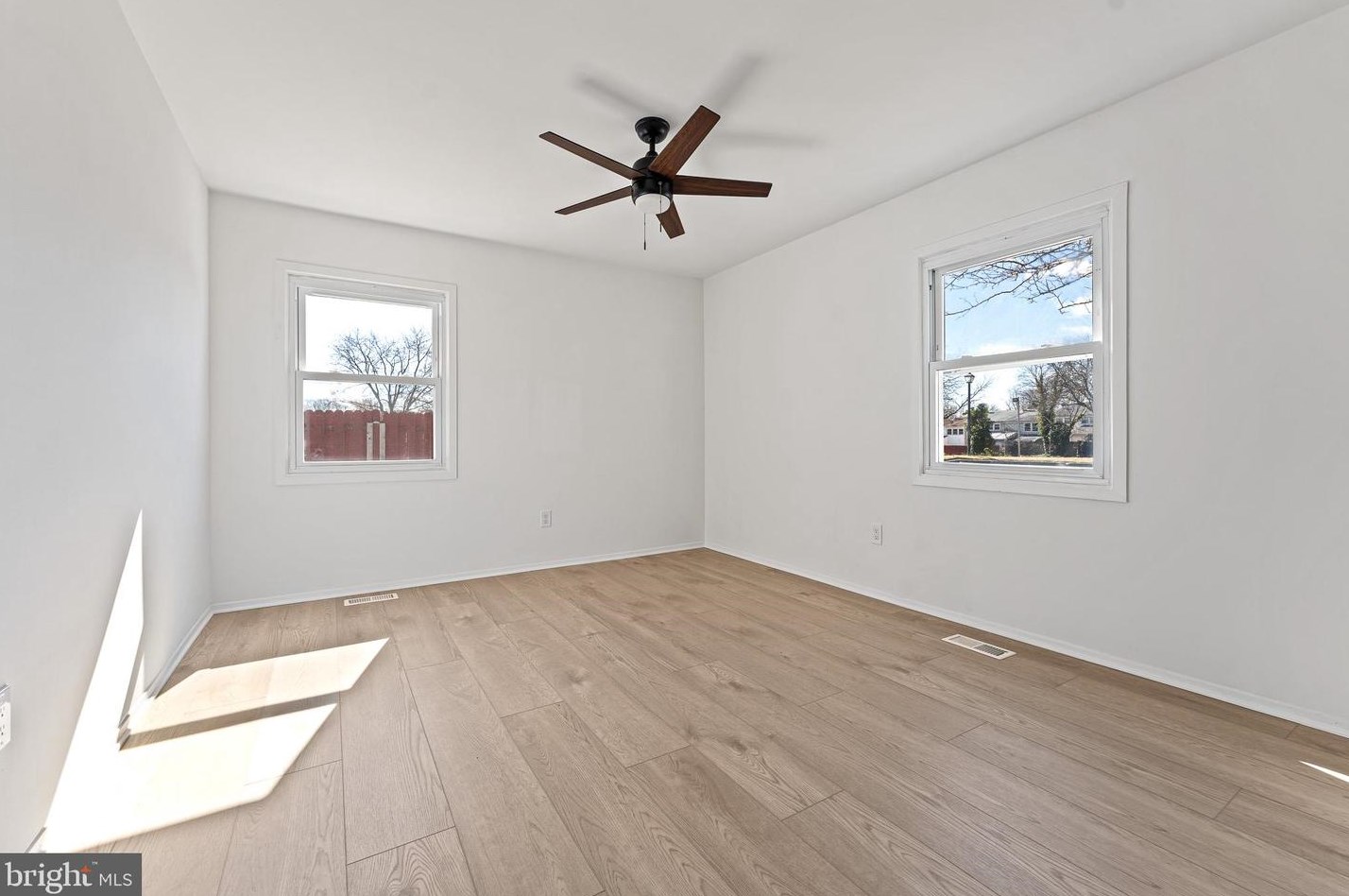 57 Rittenhouse Dr, Willingboro NJ  08046-2548 exterior