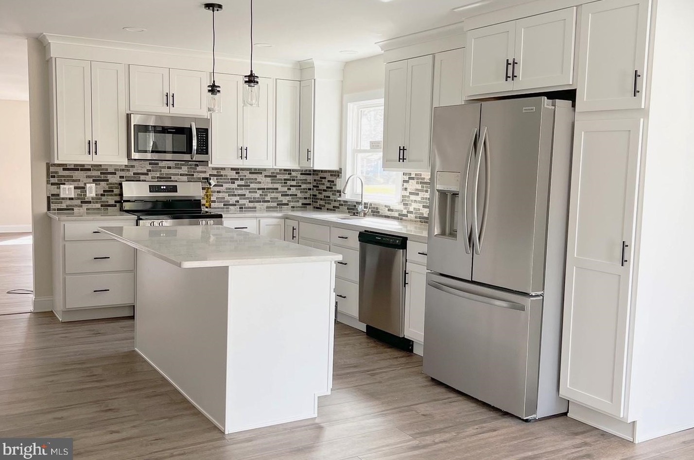 37 Narberth Pl, Southampton NJ  08088-1304 exterior