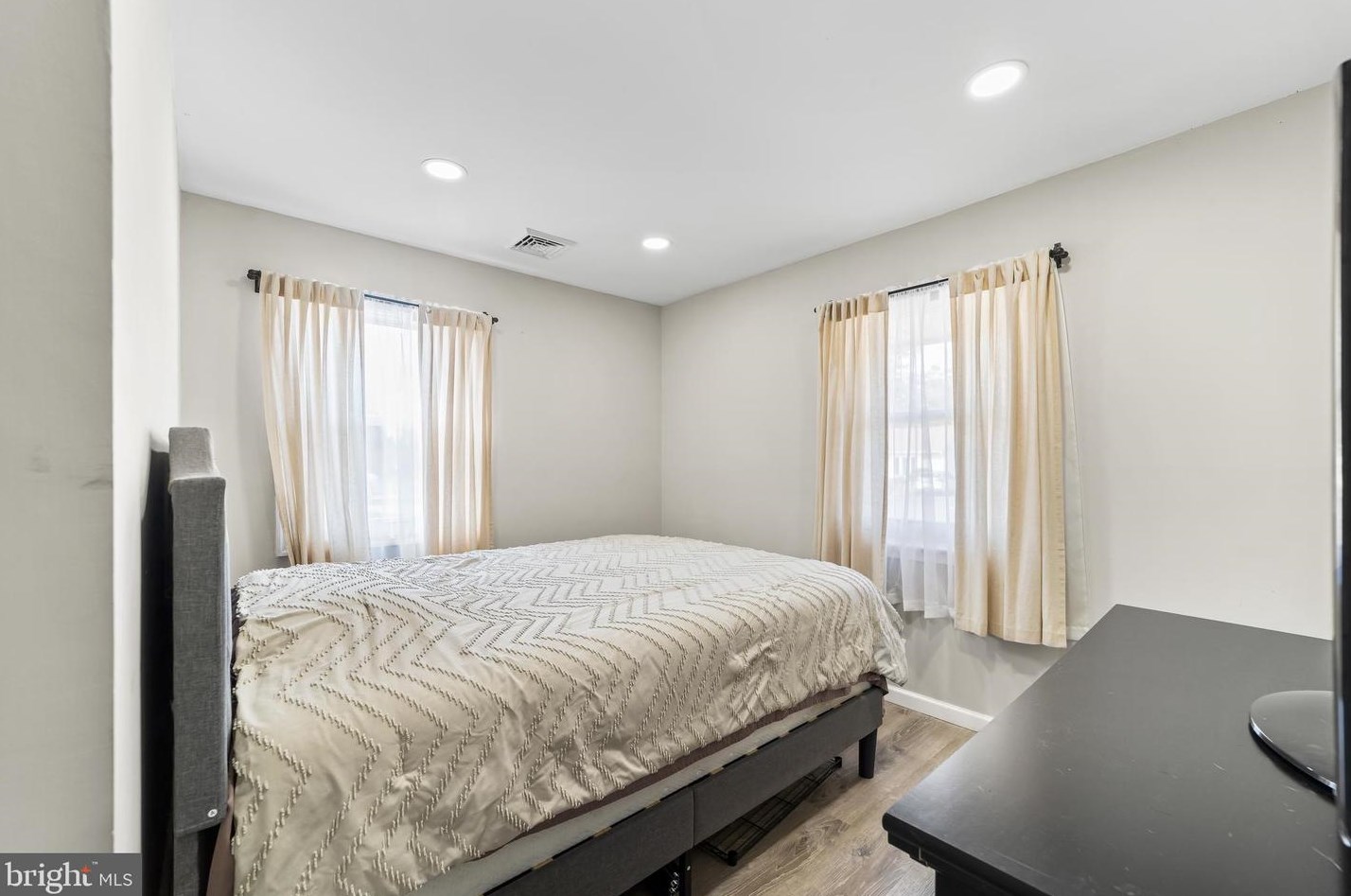 424 Chippewa Trl, Browns Mills NJ  08015-6458 exterior