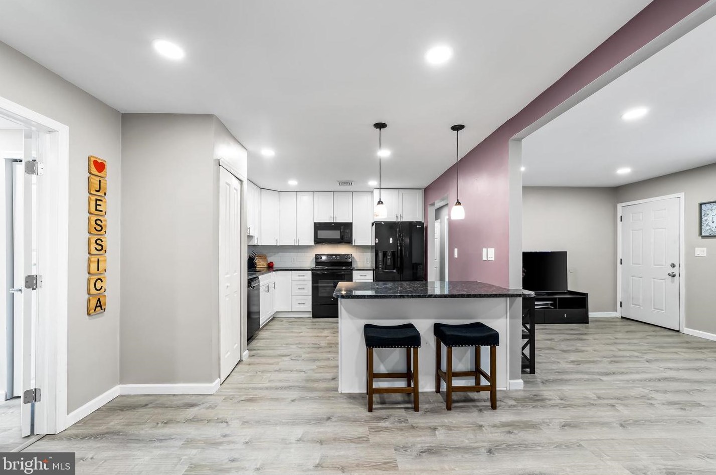 424 Chippewa Trl, Browns Mills NJ  08015-6458 exterior