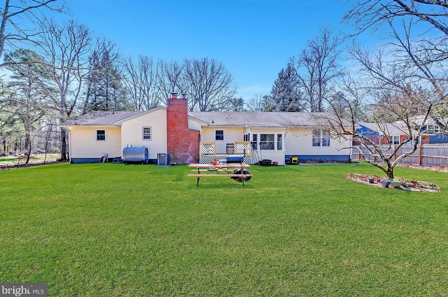 665 Lakehurst Rd, Browns Mills NJ  08015-6908 exterior