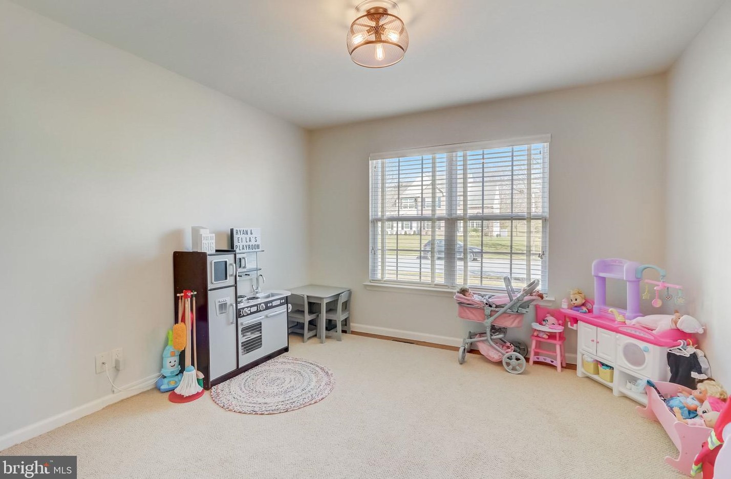 154 Memorial Ln, Mount Laurel NJ  08054-2032 exterior