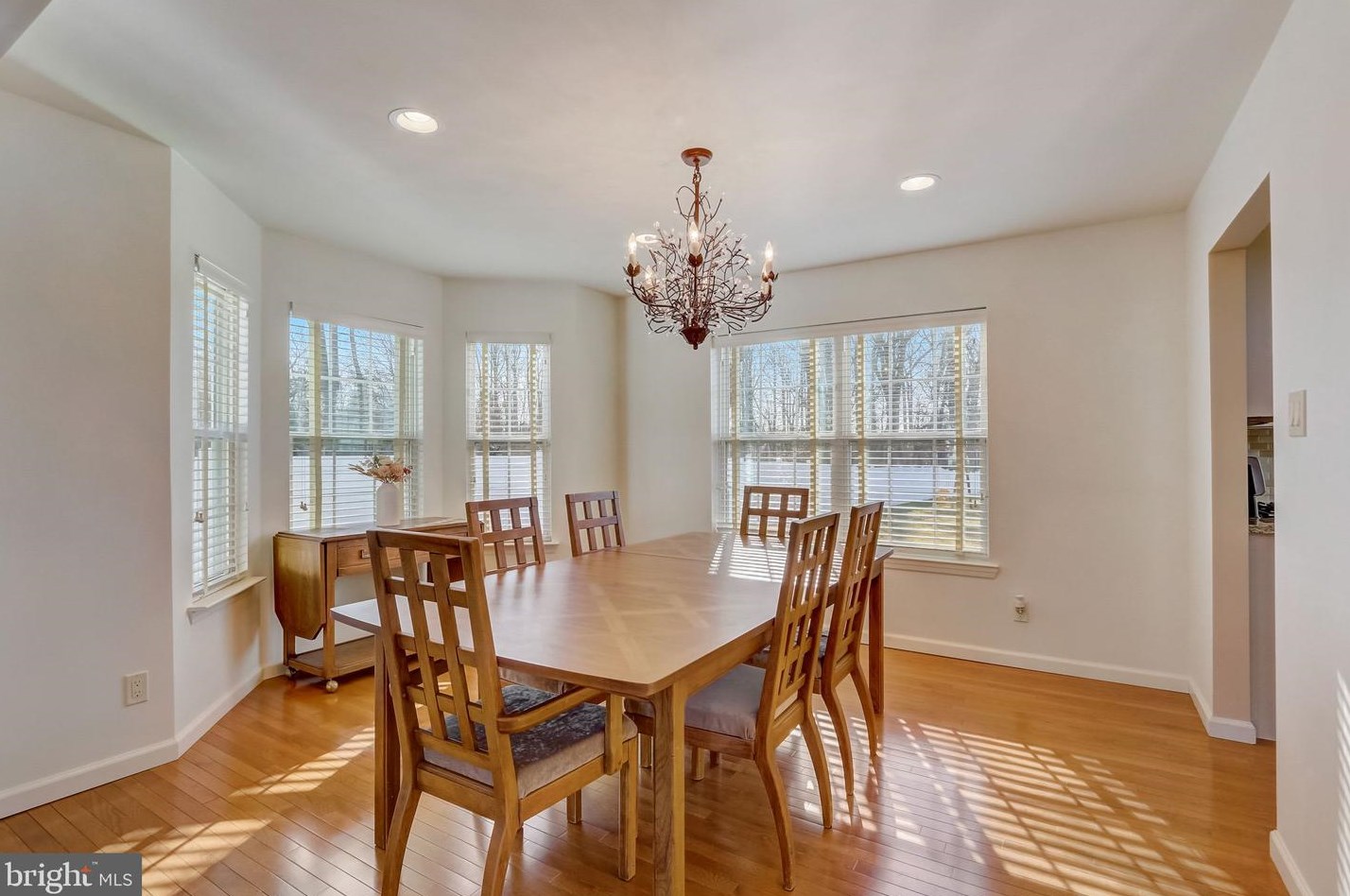 154 Memorial Ln, Mount Laurel NJ  08054-2032 exterior