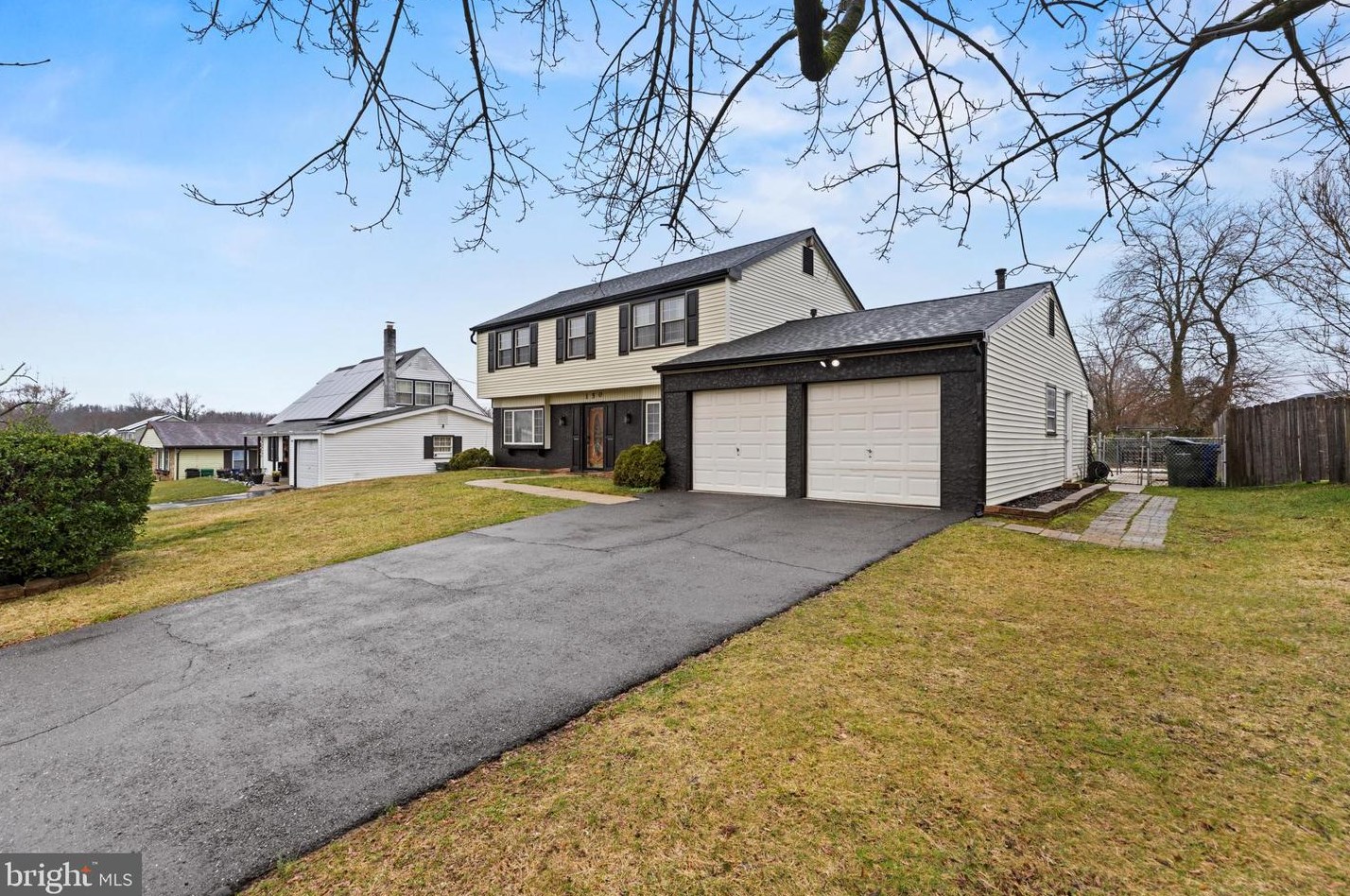 150 Edge Ln, Willingboro NJ  08046-2416 exterior