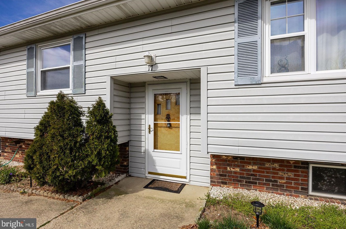 17 Railroad St, Browns Mills NJ  08015-3830 exterior