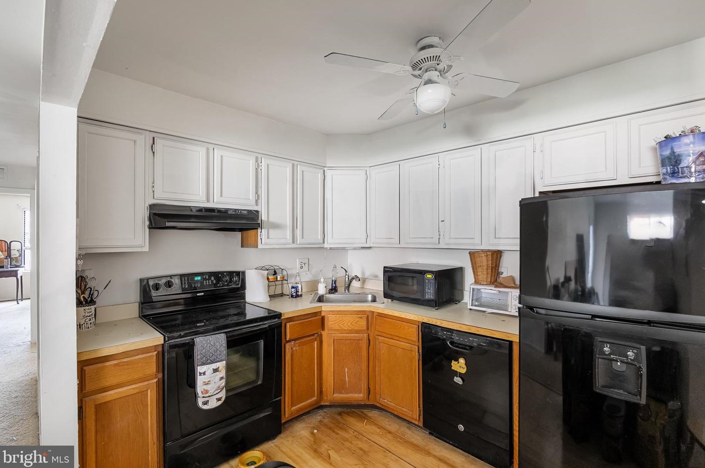 2118 Greenwood Ct, Mount Laurel NJ  08054-4231 exterior