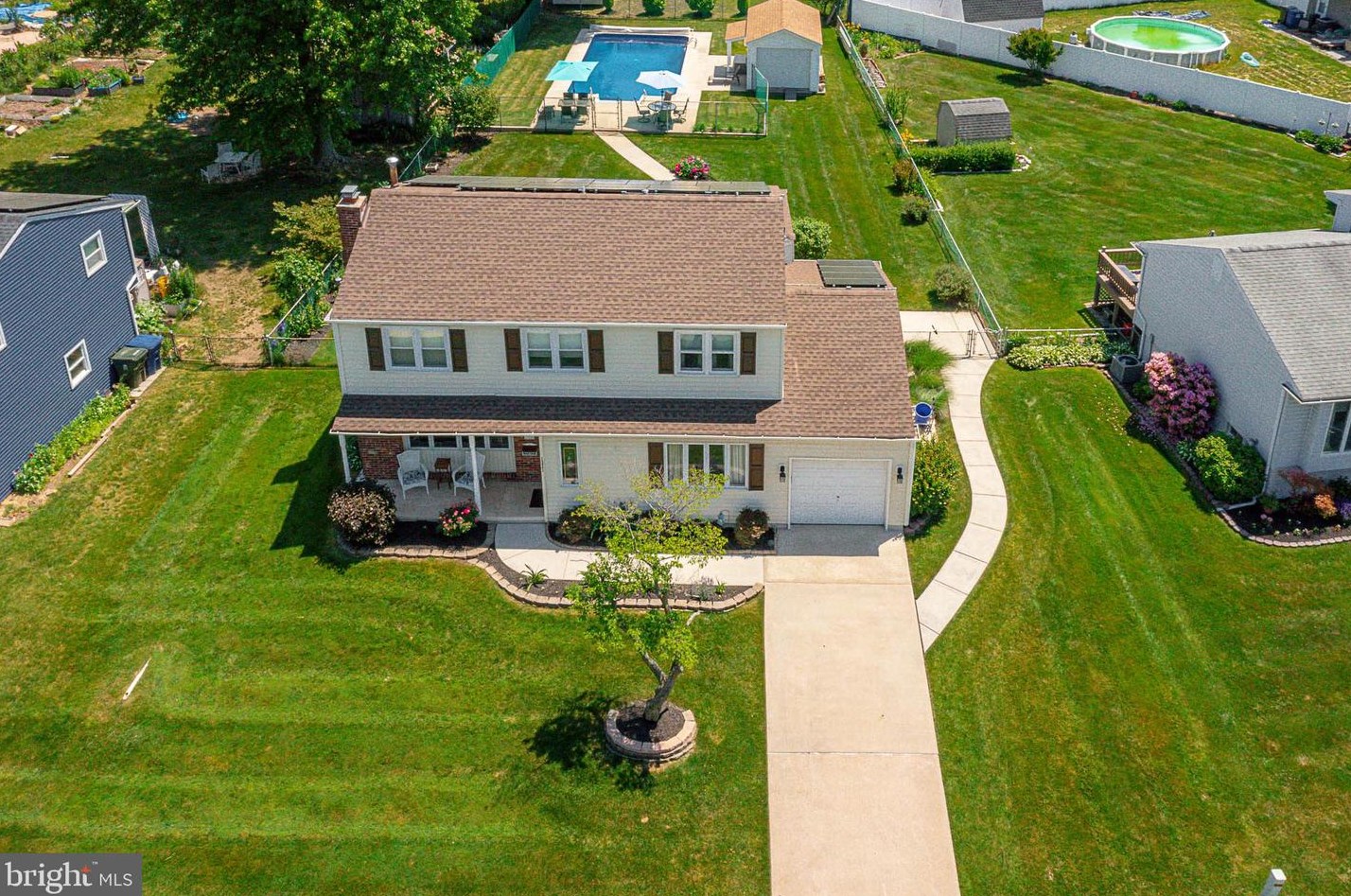 1321 Tanner Ave, Burlington NJ 08016-2345 exterior