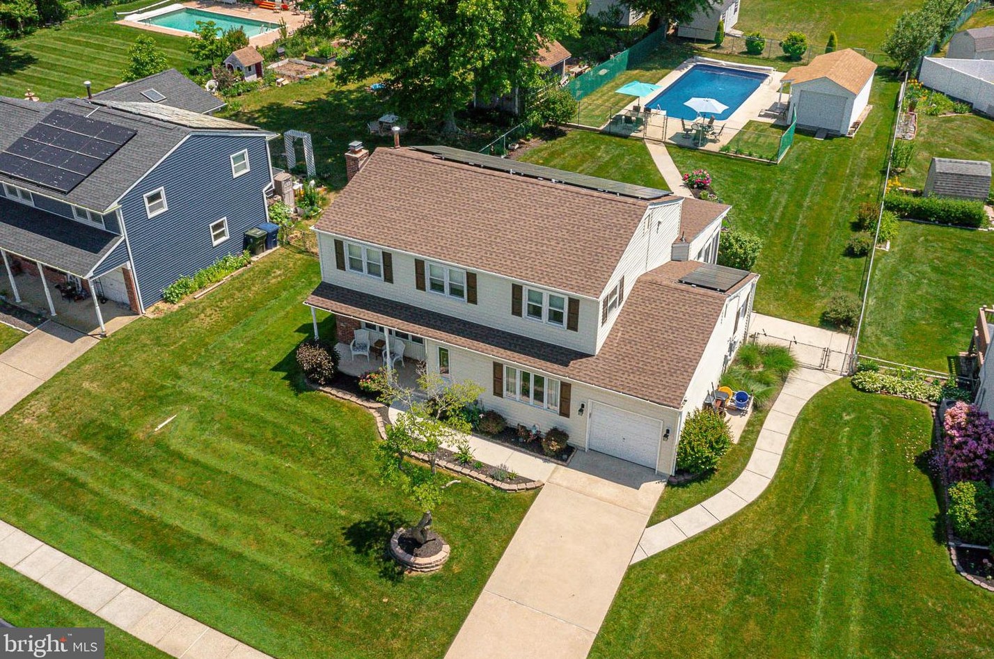 1321 Tanner Ave, Burlington NJ 08016-2345 exterior