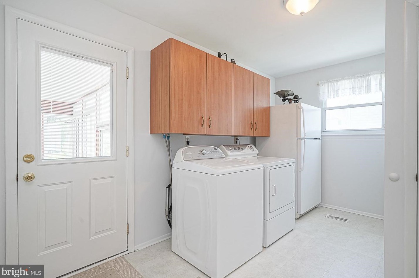 1321 Tanner Ave, Burlington NJ 08016-2345 exterior