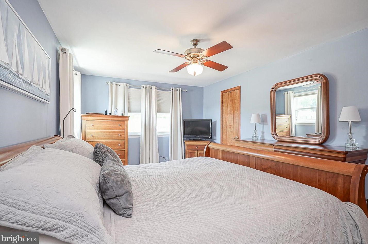 1321 Tanner Ave, Burlington NJ 08016-2345 exterior