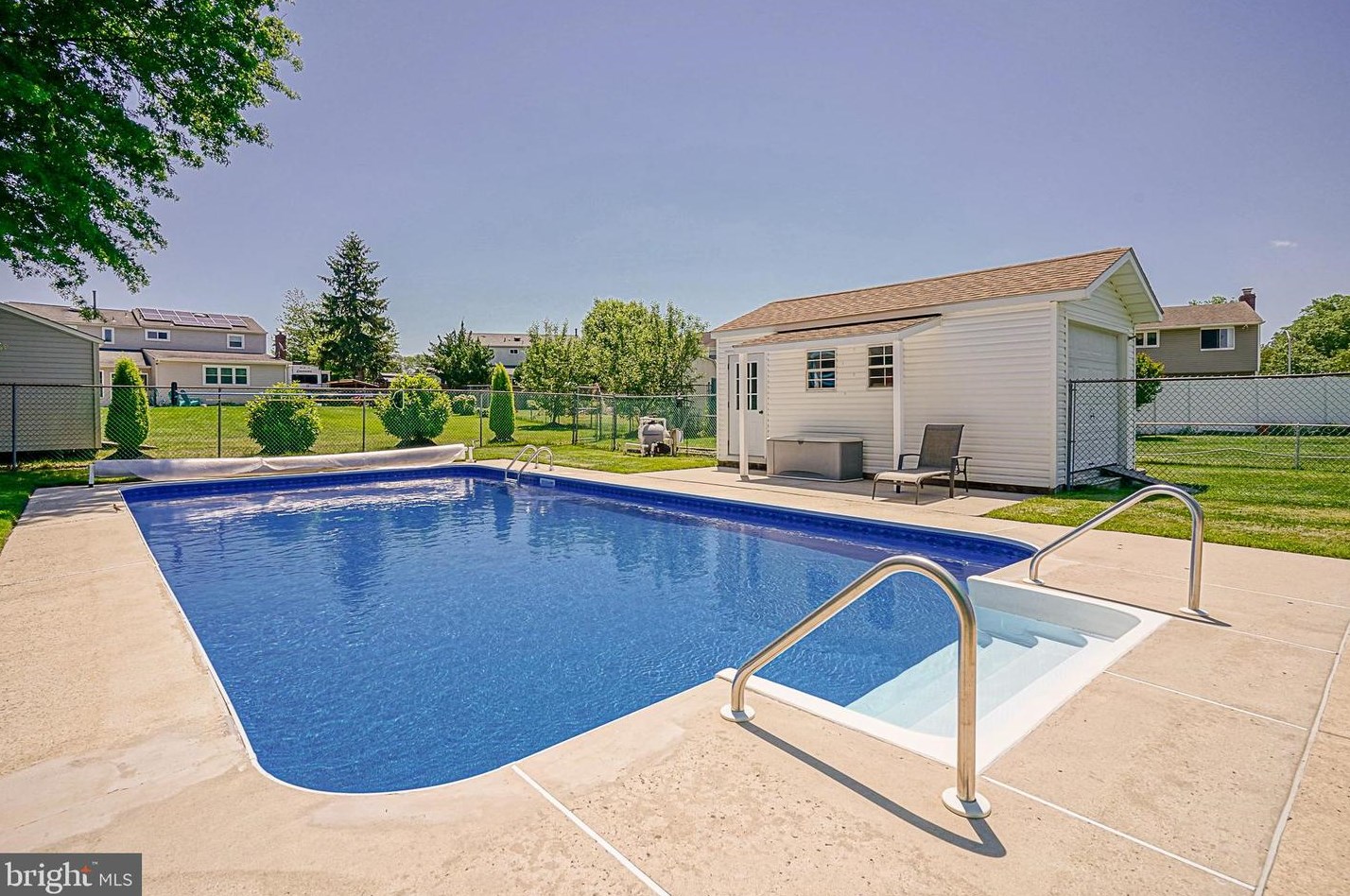 1321 Tanner Ave, Burlington NJ 08016-2345 exterior