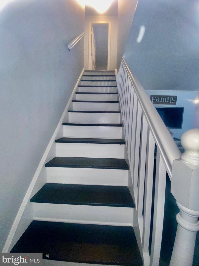 36 Buttercup Ln, Willingboro NJ  08046-1523 exterior