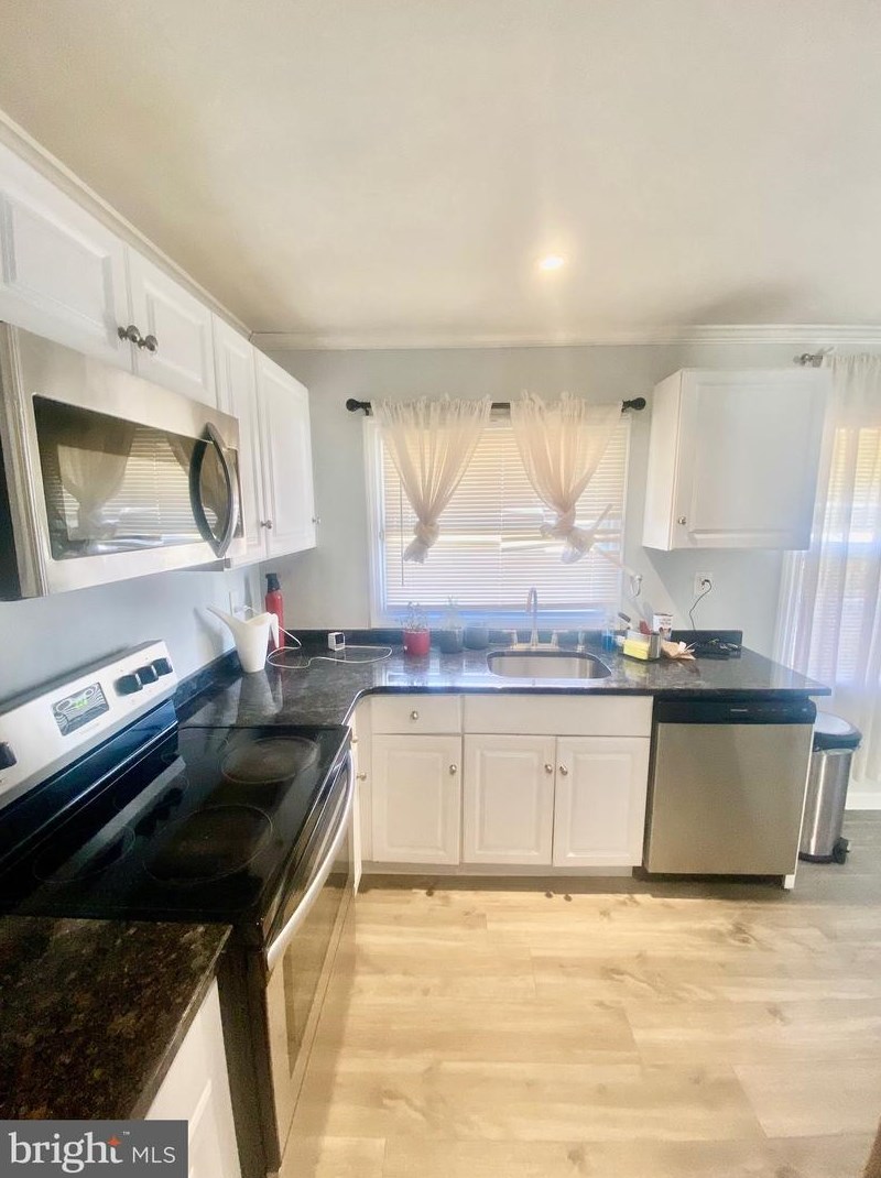 36 Buttercup Ln, Willingboro NJ  08046-1523 exterior