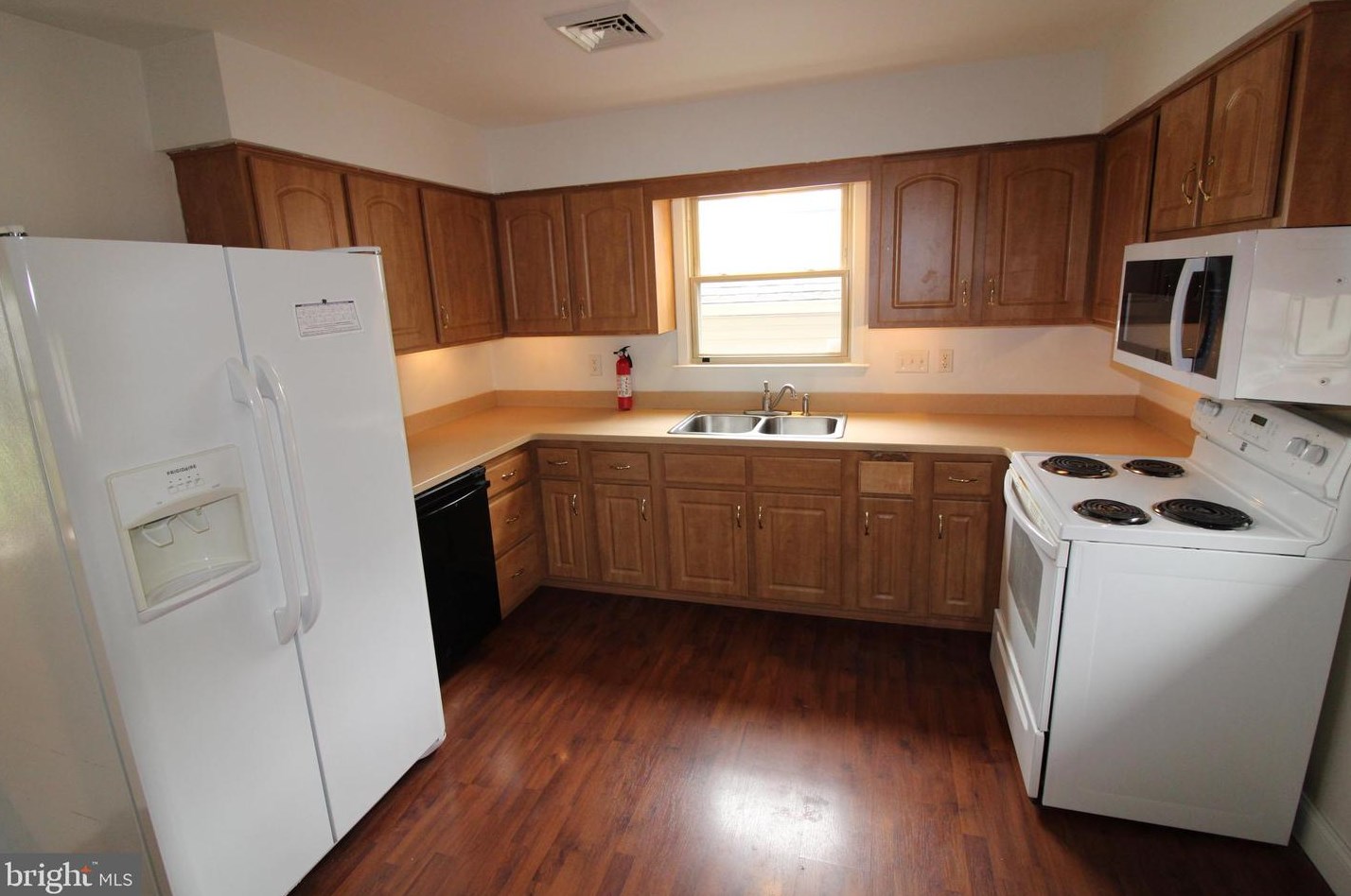 422 Pemberton Blvd, Browns Mills NJ  08015-1048 exterior