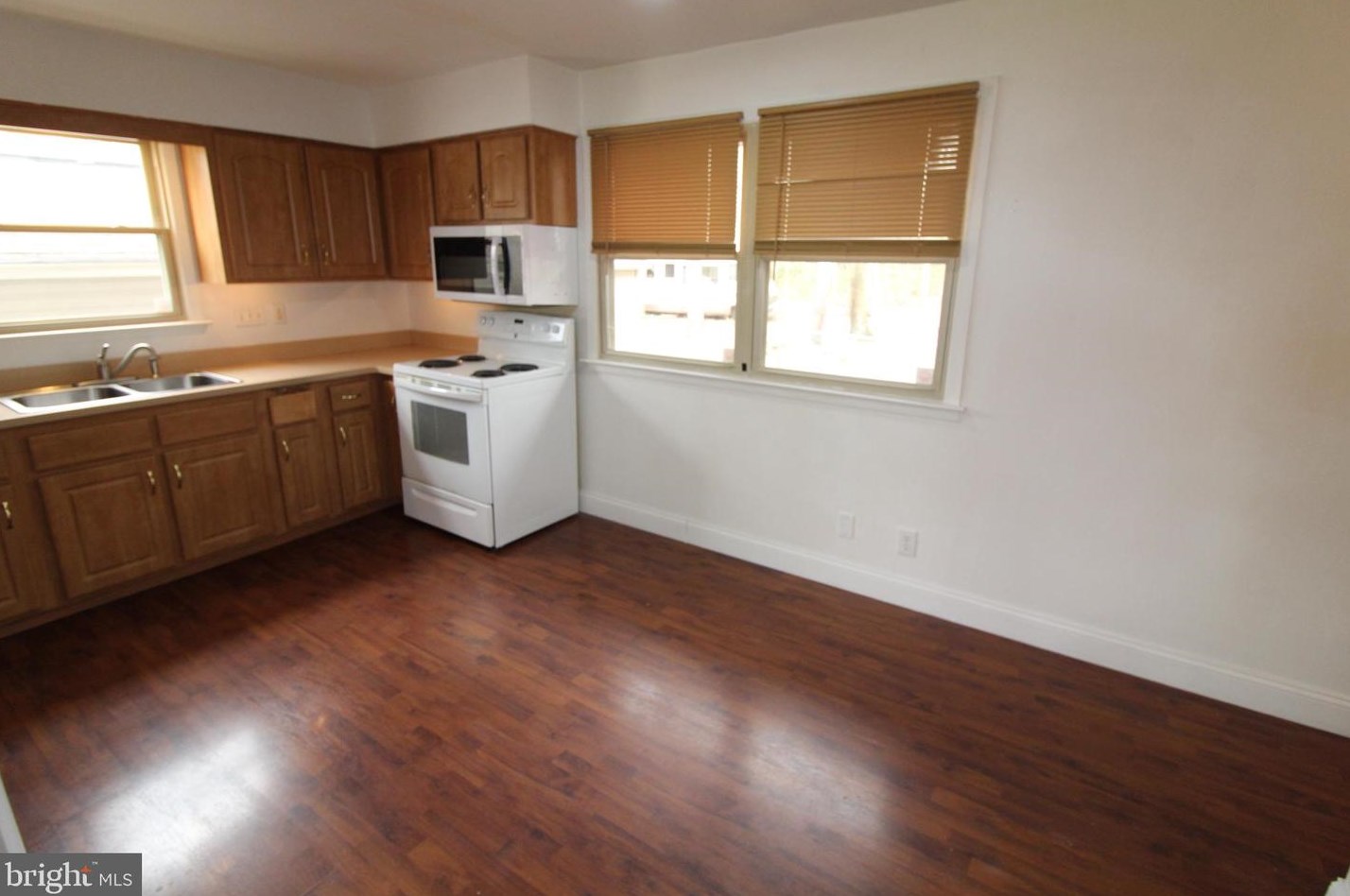 422 Pemberton Blvd, Browns Mills NJ  08015-1048 exterior