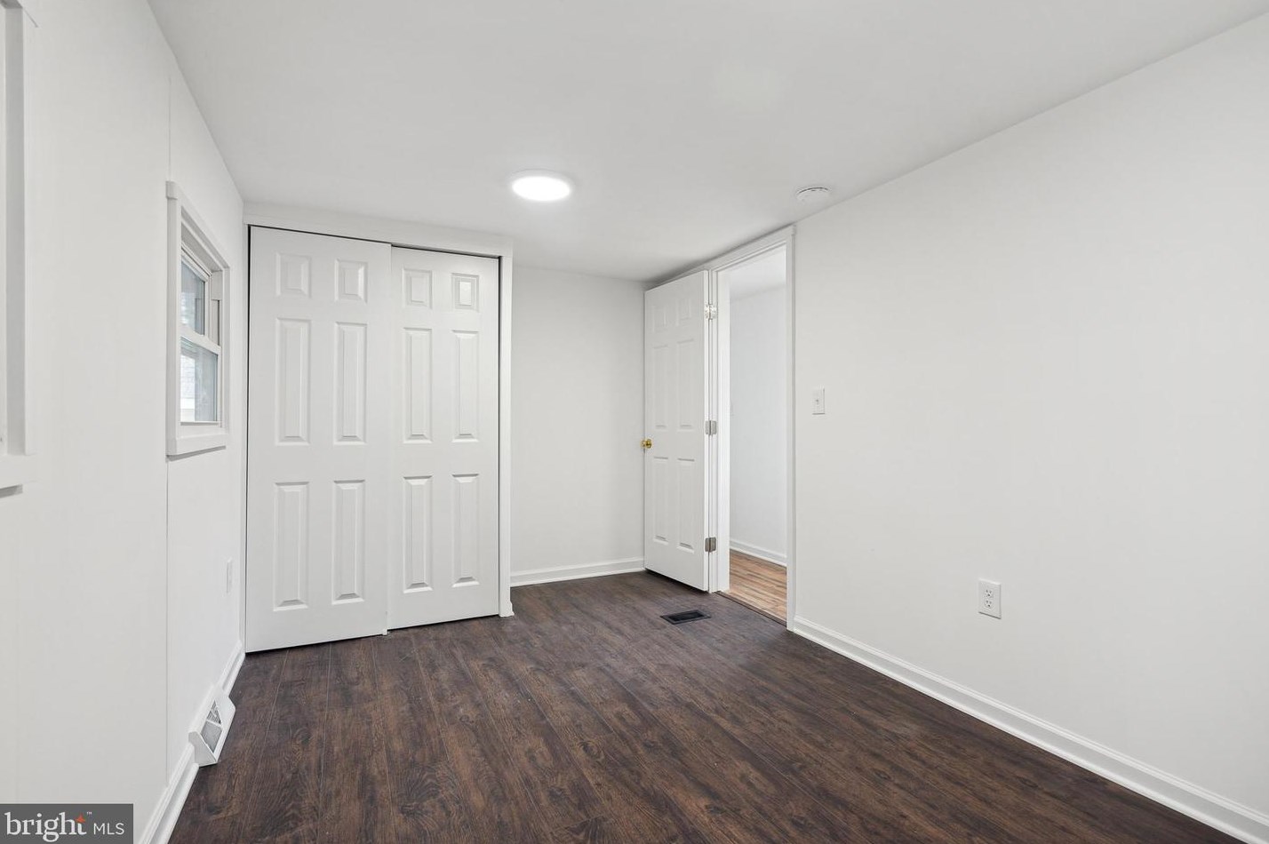 39 Cherry Ln, Southampton NJ 08088-9073 exterior