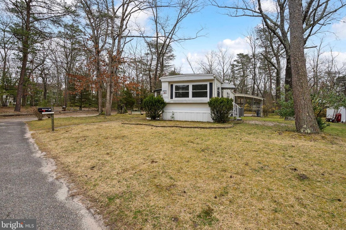 39 Cherry Ln, Southampton NJ 08088-9073 exterior