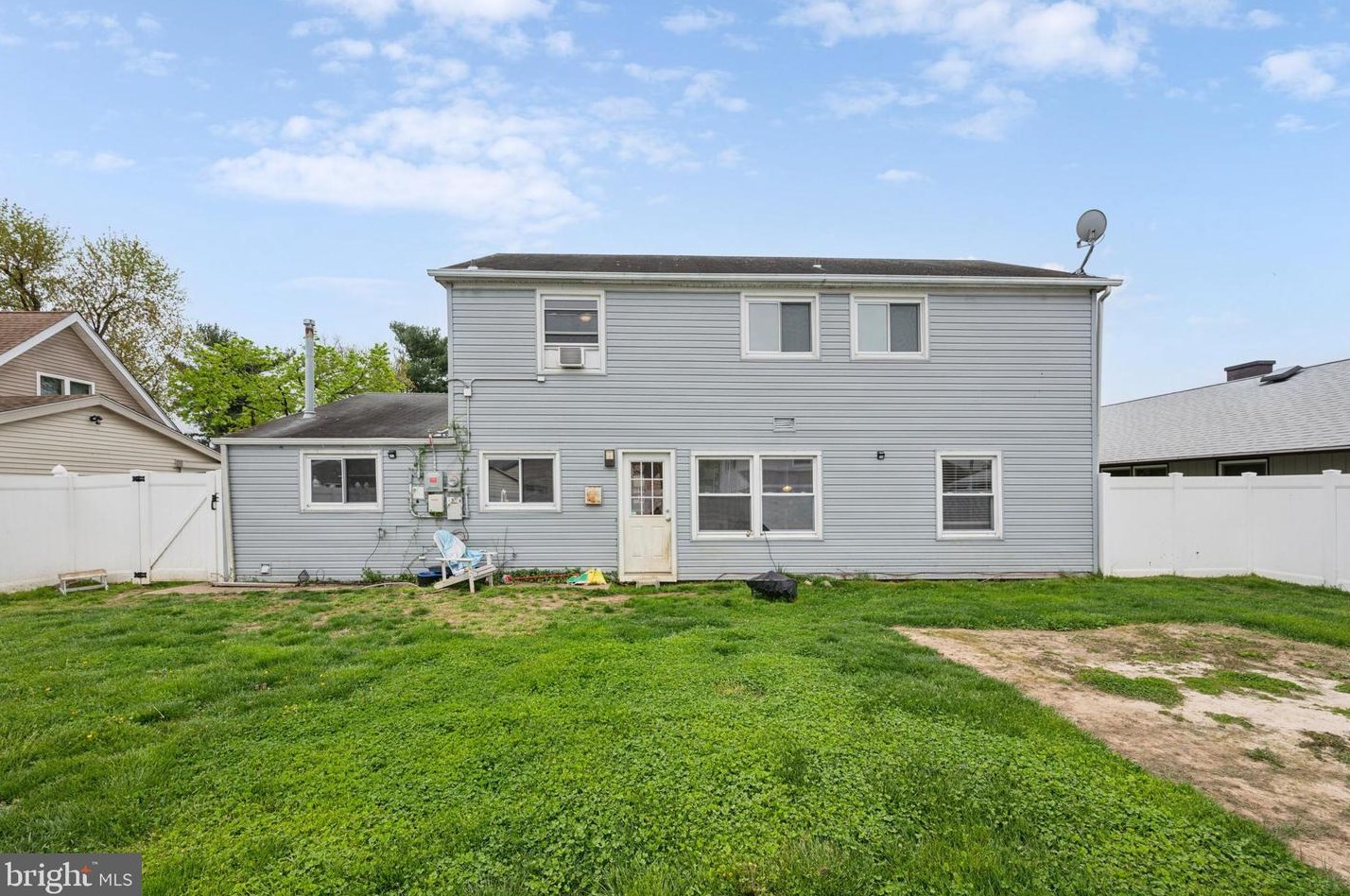 21 Peppermint Ln, Willingboro NJ  08046-2715 exterior