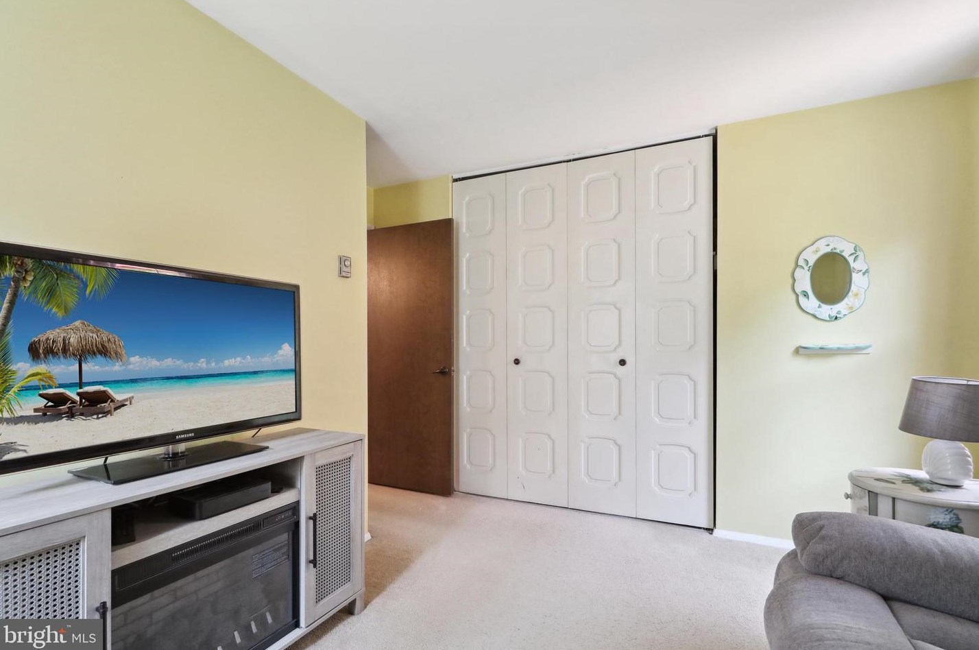150 Dorchester Dr, Southampton NJ  08088-1326 exterior