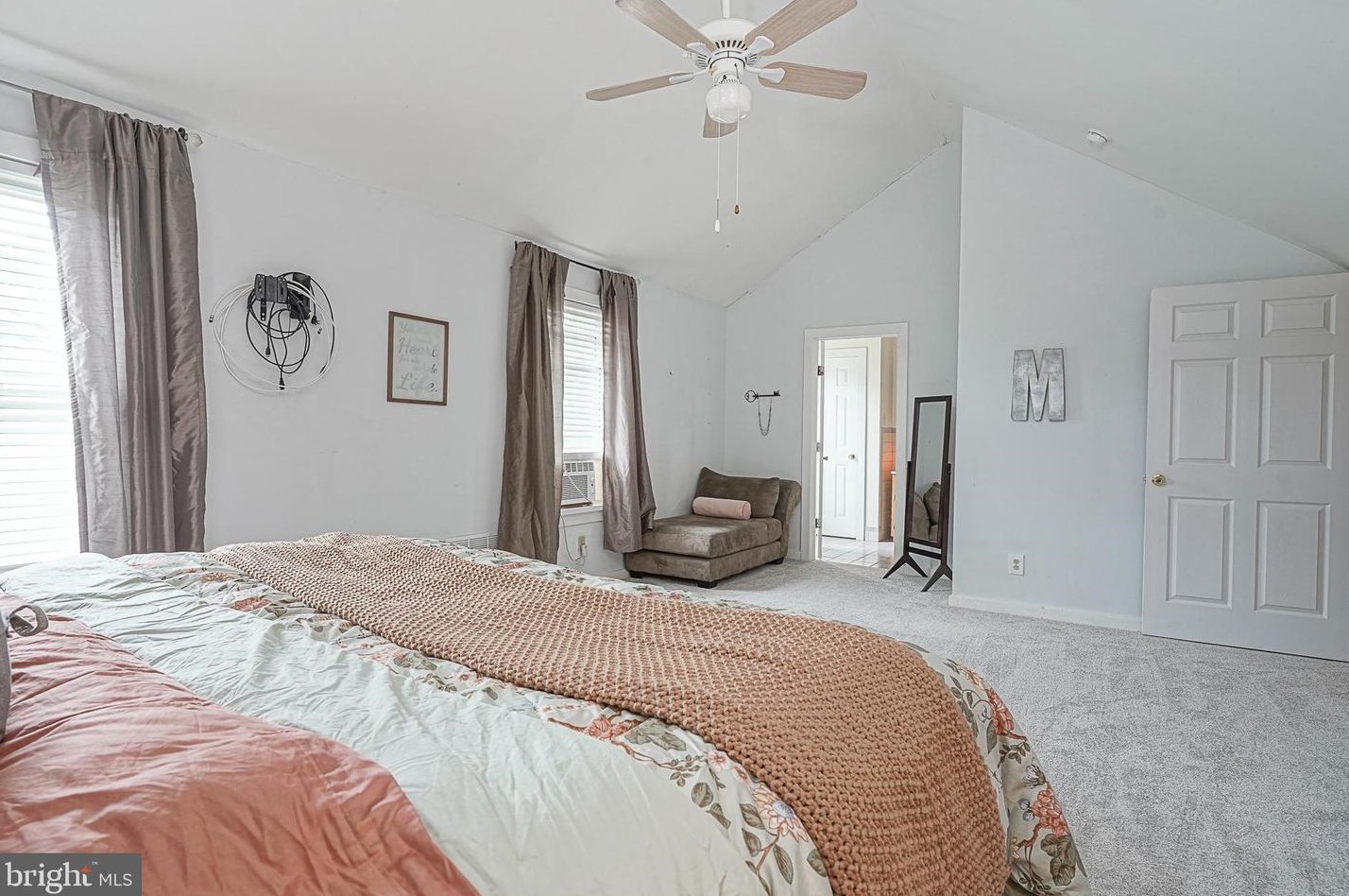 28 Lenola Rd, Moorestown NJ 08057-1023 exterior