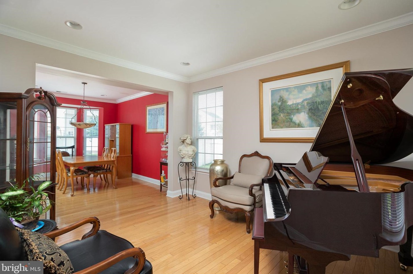 28 Durham Dr, Columbus NJ 08022-2349 exterior