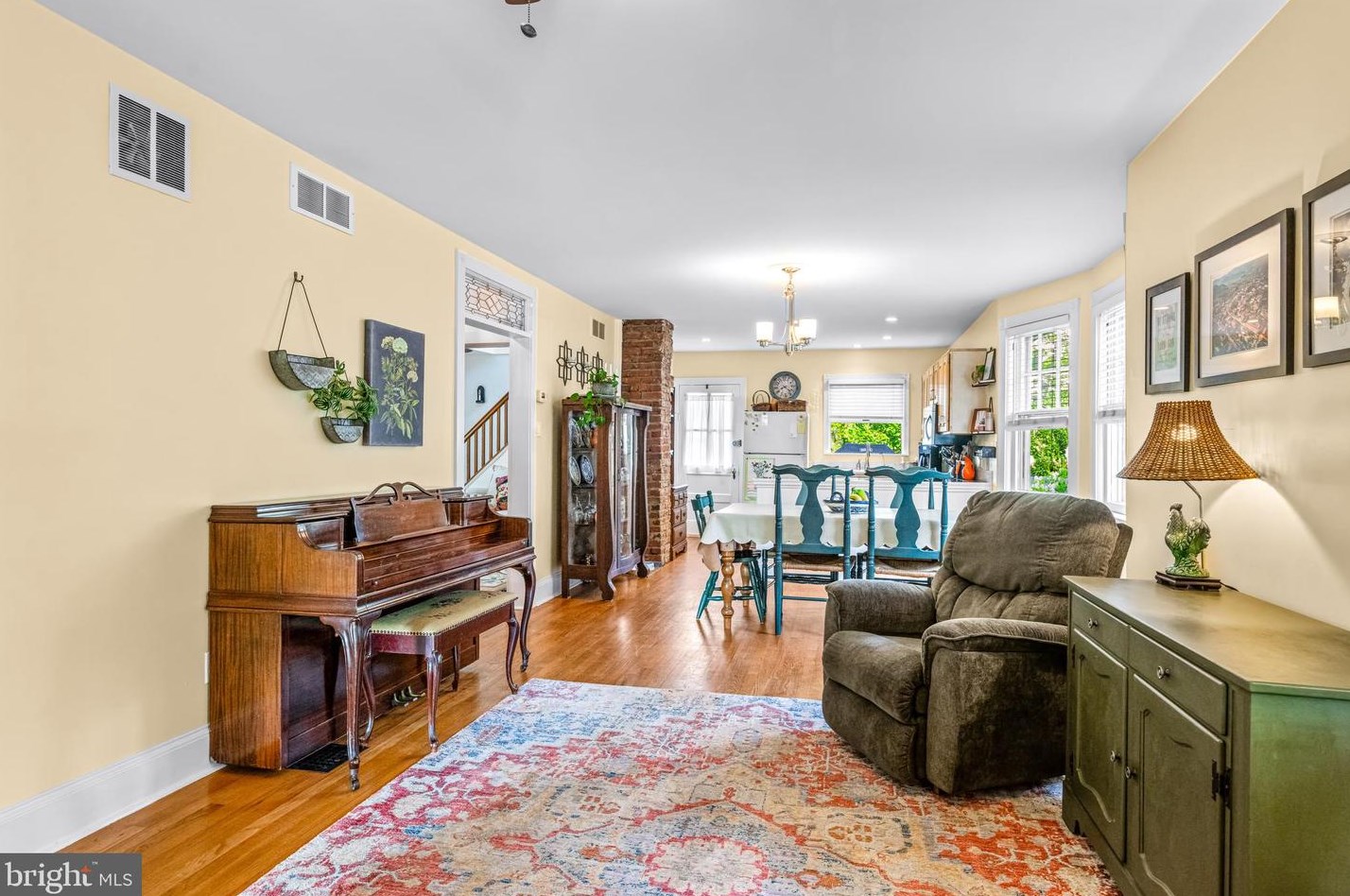 313 Fairview Ave, Moorestown NJ 08057-2316 exterior