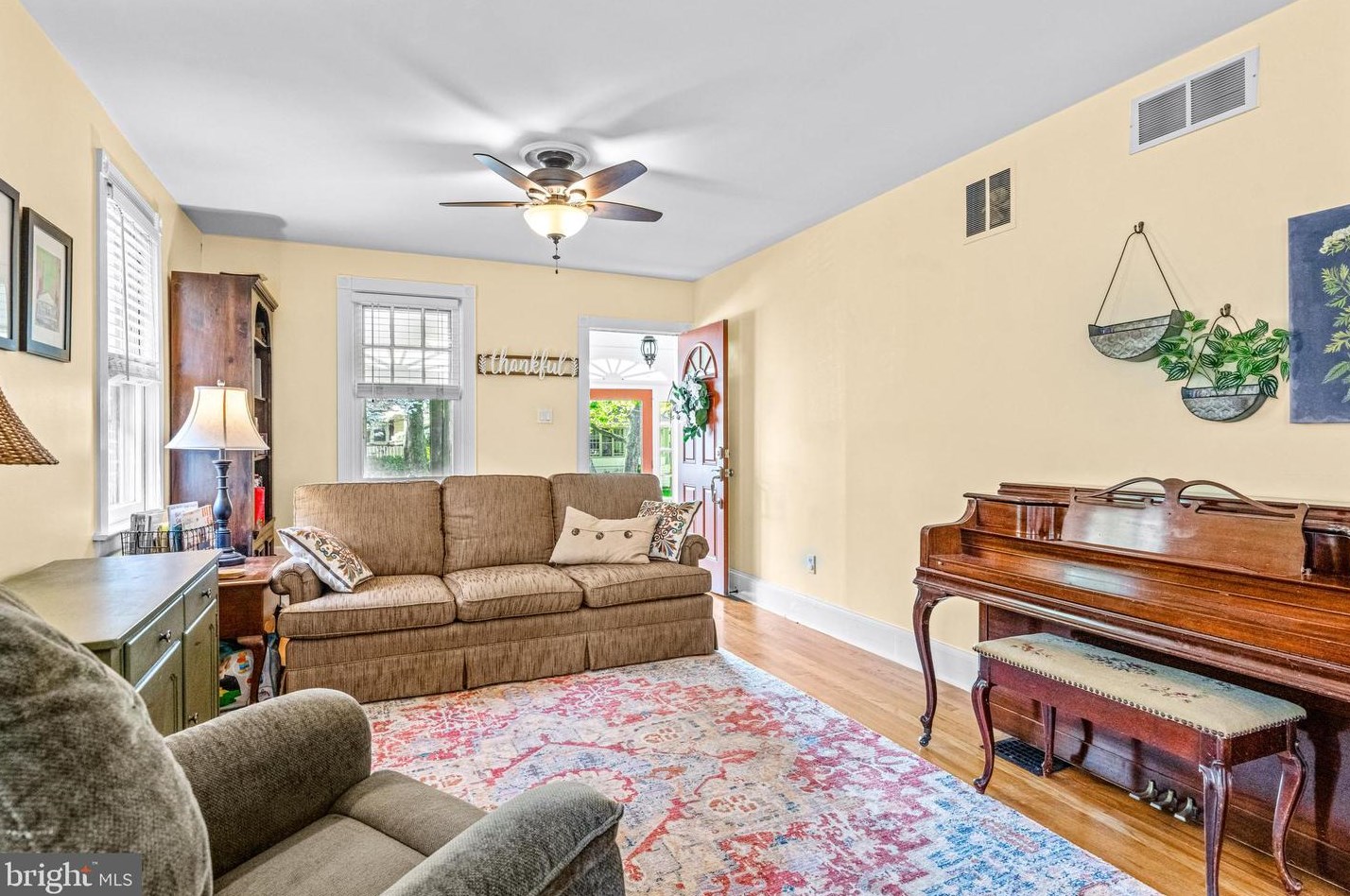 313 Fairview Ave, Moorestown NJ 08057-2316 exterior