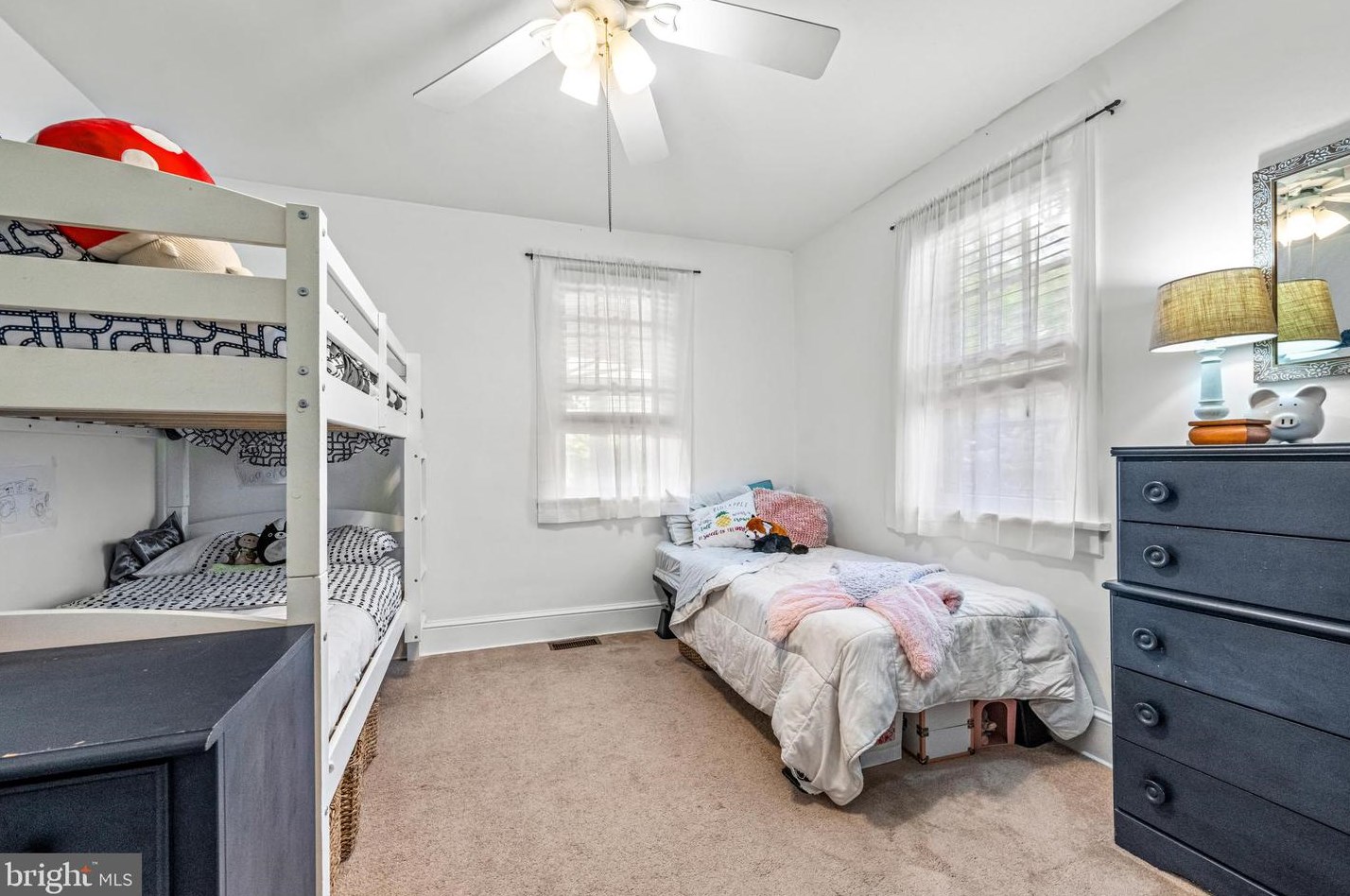 313 Fairview Ave, Moorestown NJ 08057-2316 exterior