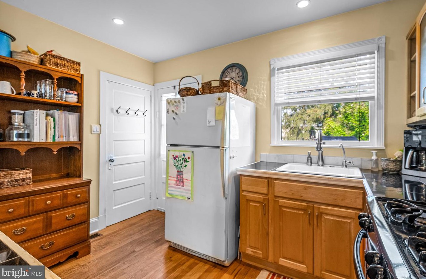 313 Fairview Ave, Moorestown NJ 08057-2316 exterior