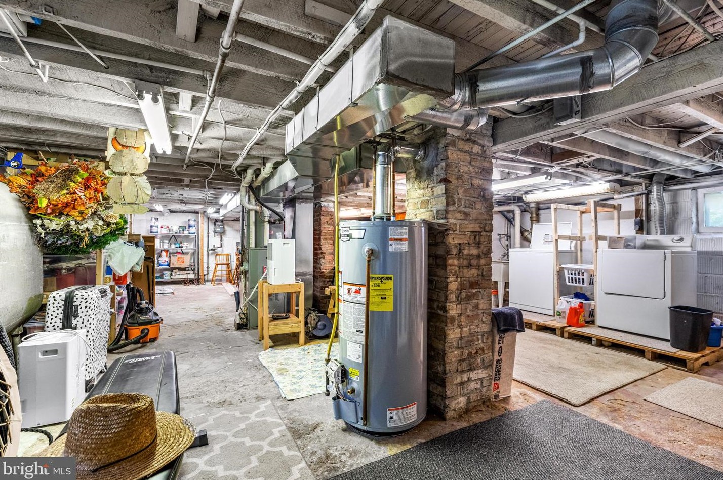 313 Fairview Ave, Moorestown NJ 08057-2316 exterior