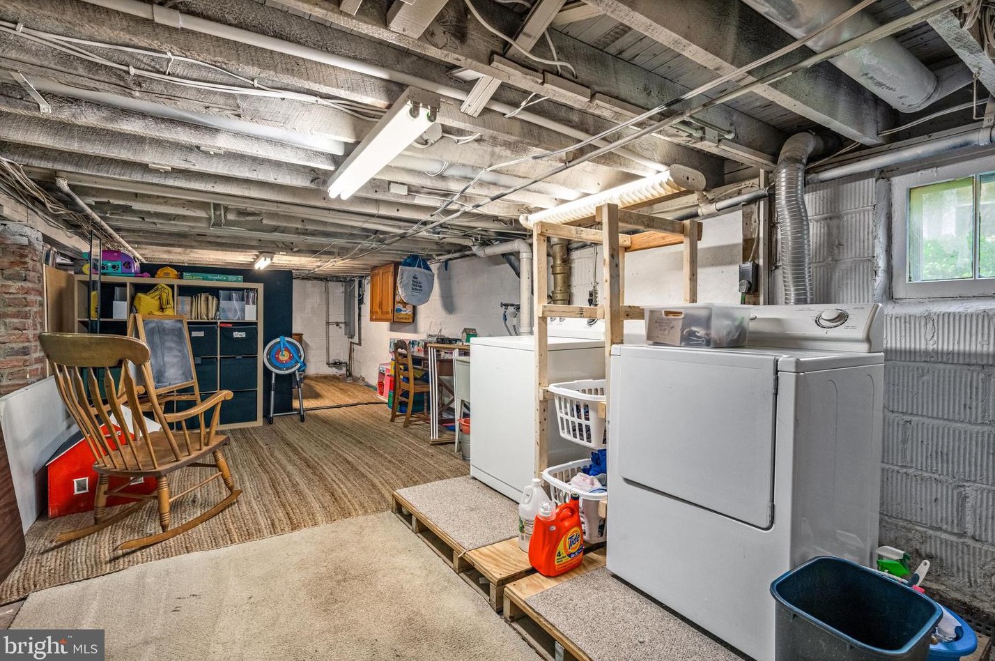 313 Fairview Ave, Moorestown NJ 08057-2316 exterior