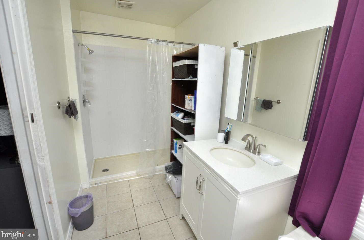 56 Mandolin Ln, Willingboro NJ  08046-2808 exterior
