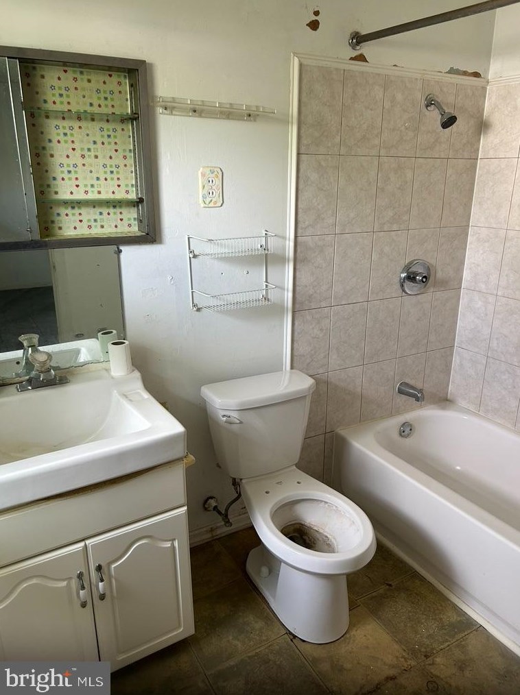 205 Pageant Ln, Willingboro NJ  08046-2723 exterior