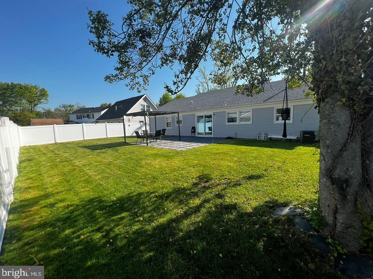 43 Norwood Ln, Willingboro NJ  08046-1332 exterior