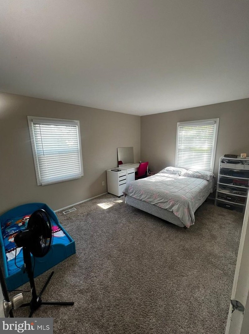 43 Norwood Ln, Willingboro NJ  08046-1332 exterior