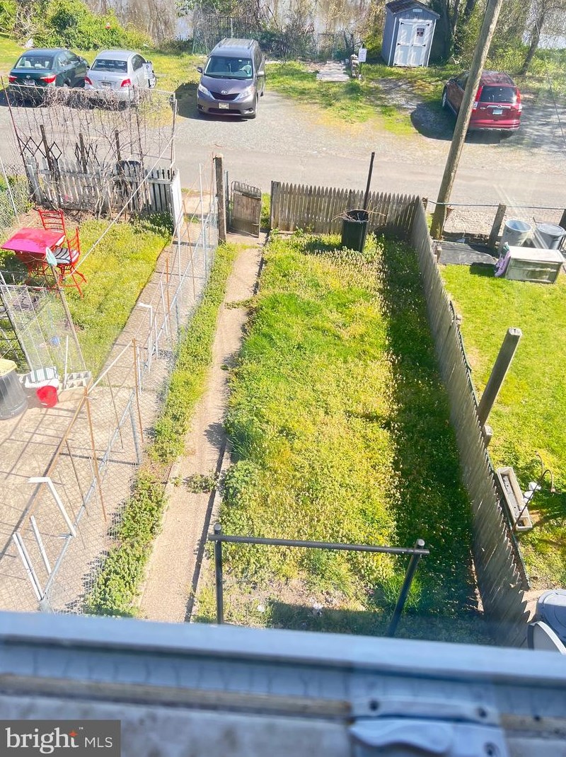 33 Amboy Ave, Roebling NJ 08554-1102 exterior