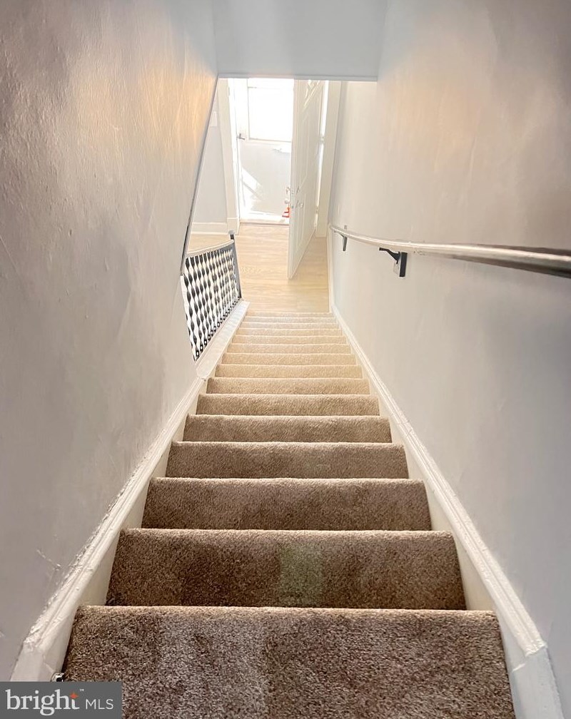 33 Amboy Ave, Roebling NJ 08554-1102 exterior