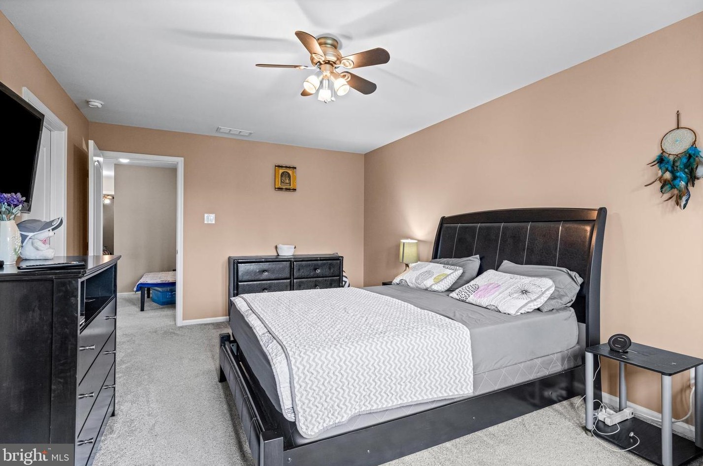 49 Overlook Dr, Mount Laurel NJ 08054-6108 exterior