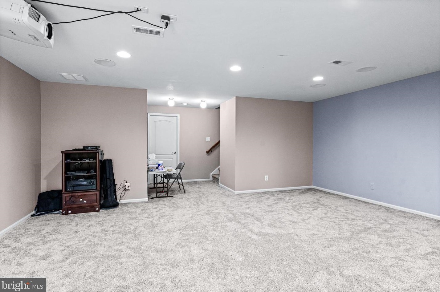 49 Overlook Dr, Mount Laurel NJ 08054-6108 exterior