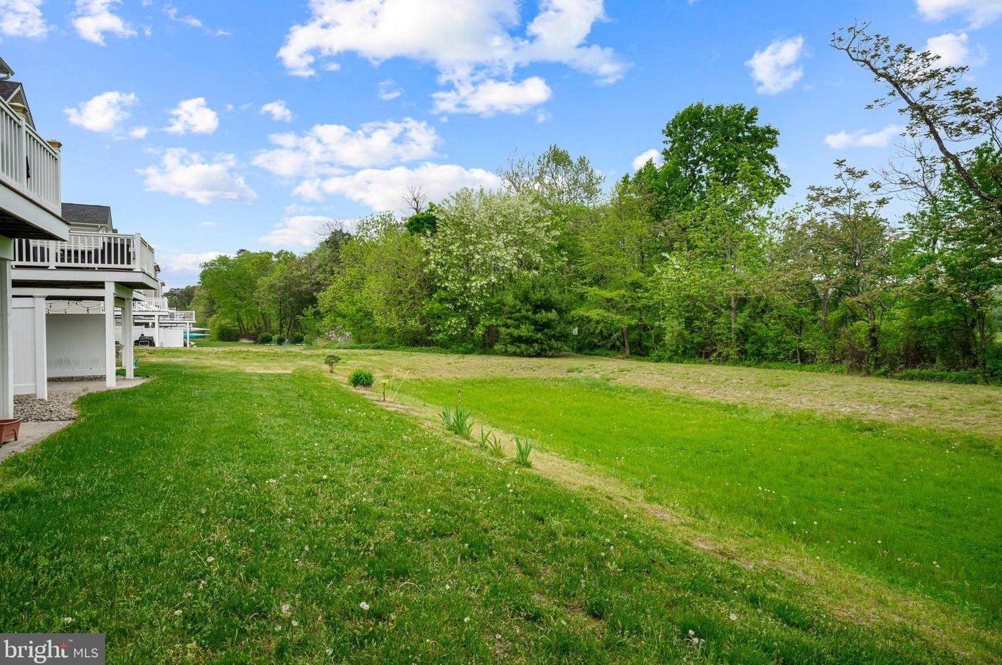 49 Overlook Dr, Mount Laurel NJ 08054-6108 exterior