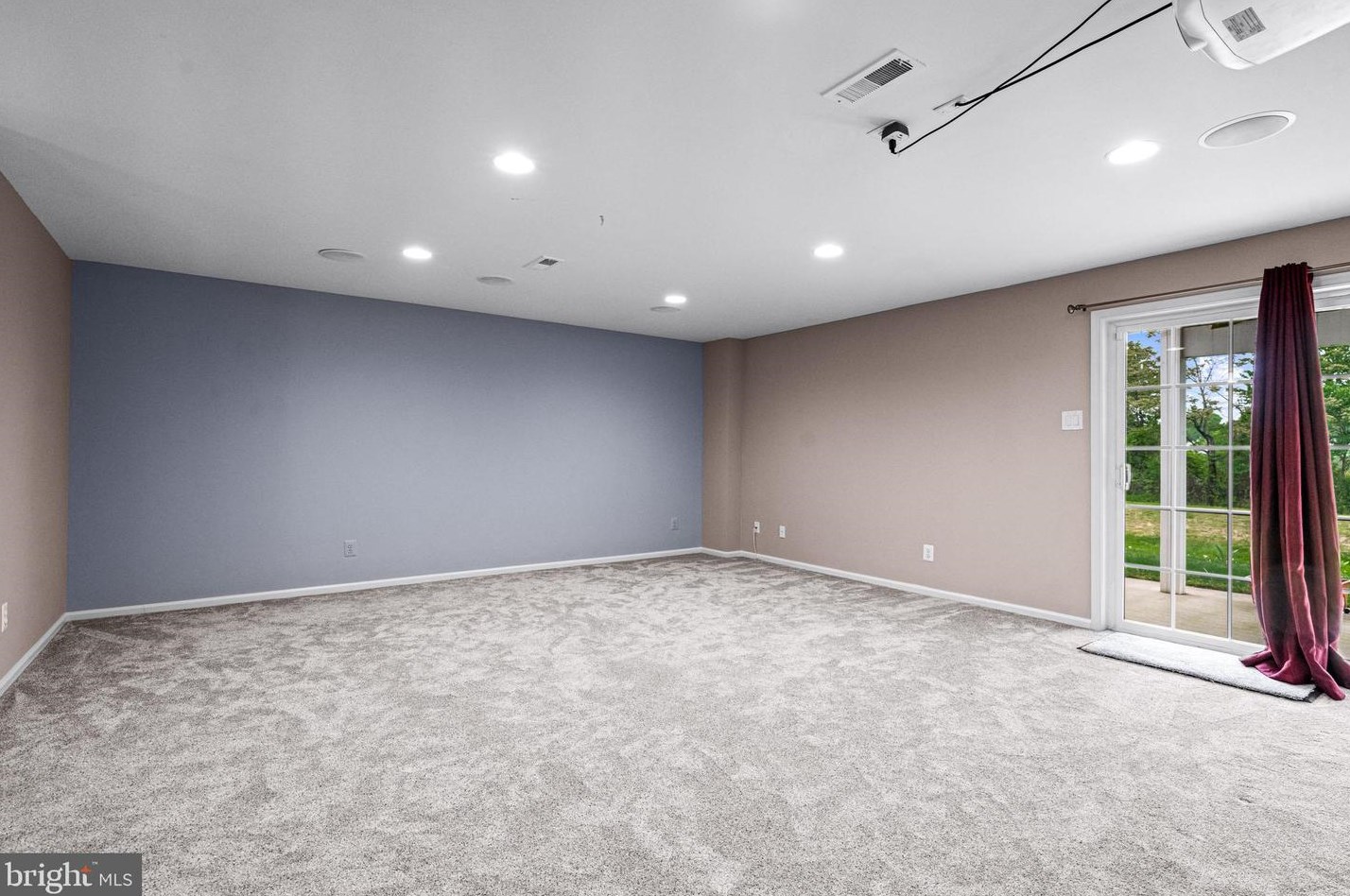 49 Overlook Dr, Mount Laurel NJ 08054-6108 exterior