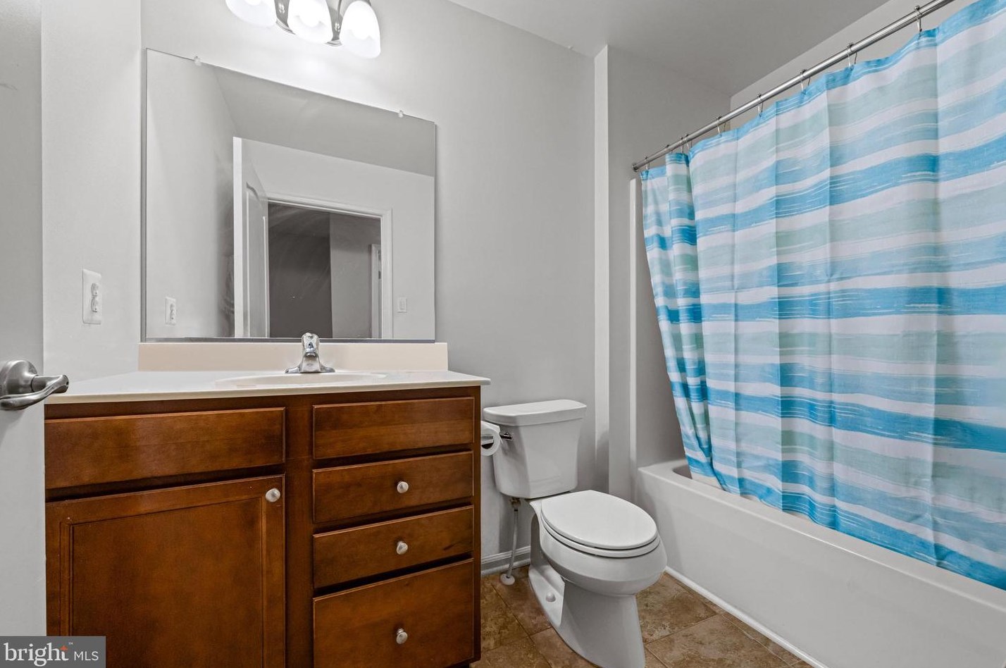 49 Overlook Dr, Mount Laurel NJ 08054-6108 exterior