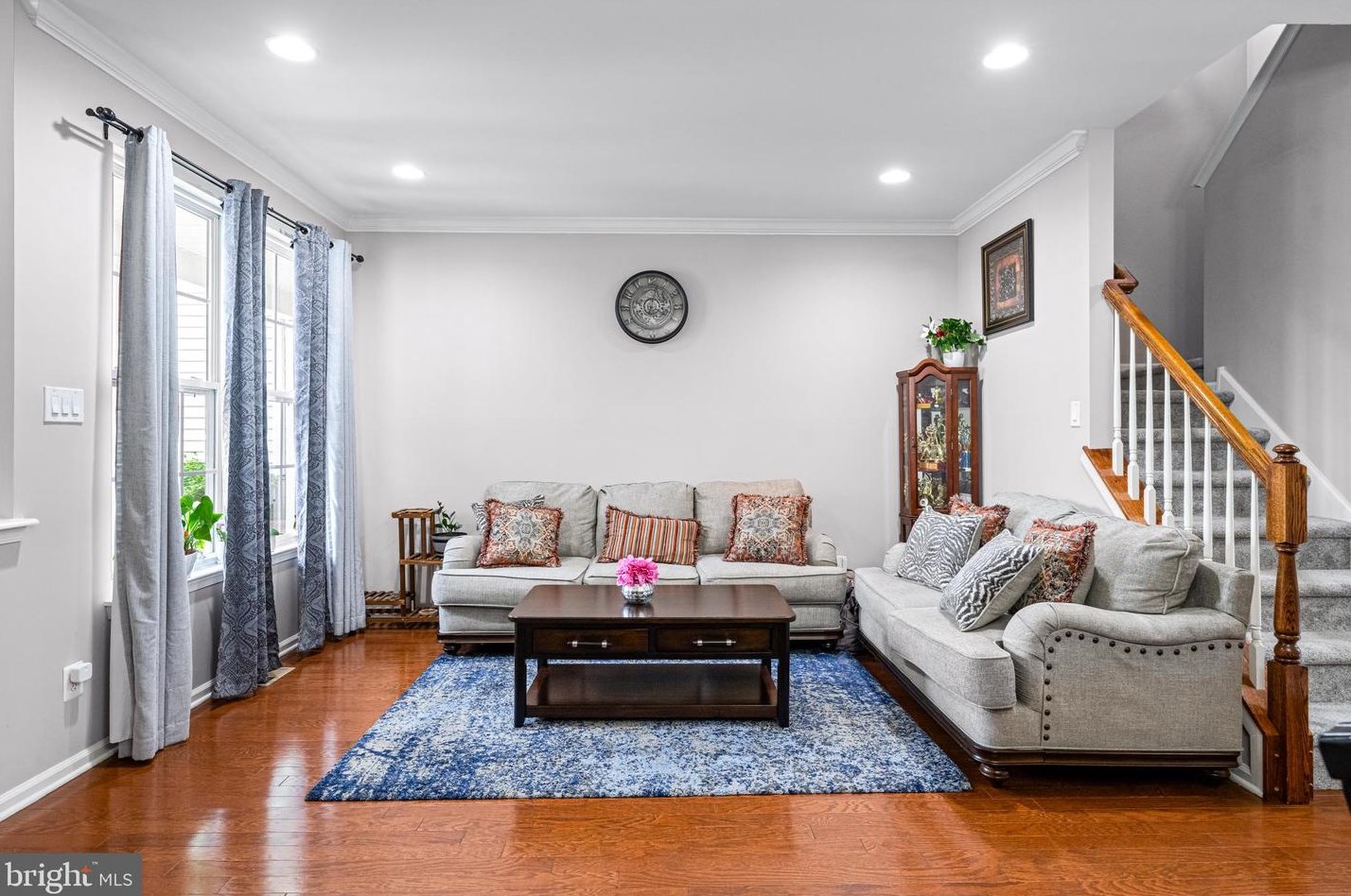 49 Overlook Dr, Mount Laurel NJ 08054-6108 exterior